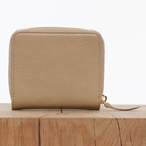 2017新作新美色バレンシアガ スーパーコピー バレンシアガ Classic Billfold Beige